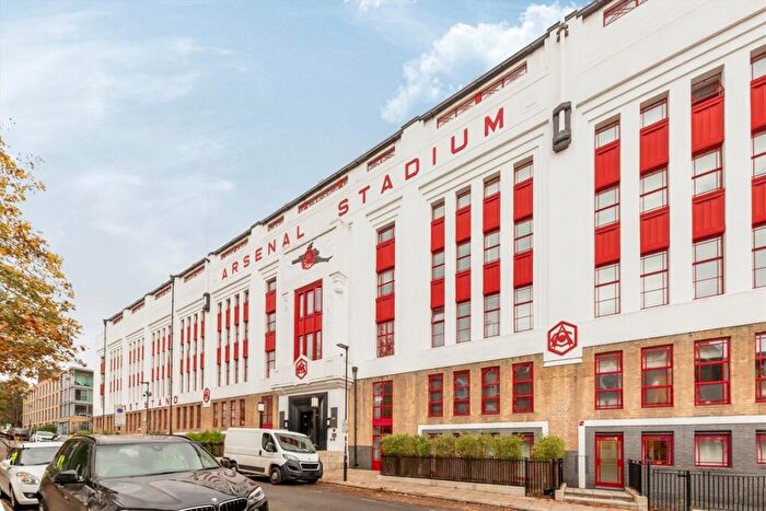 1 Bedroom Flat For Sale In Highbury Stadium Square, Highbury, N5