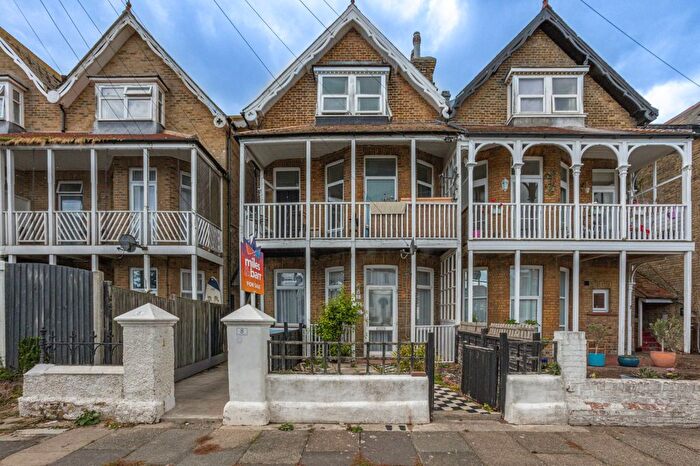 2 Bedroom Flat For Sale In Ethelbert Road, Birchington, Kent, CT7
