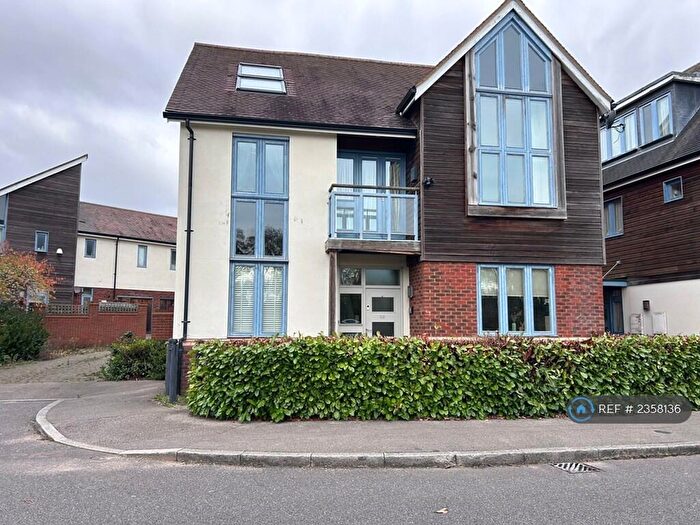 5 Bedroom Detached House To Rent In Kingswear Drive, Broughton, Milton Keynes, MK10
