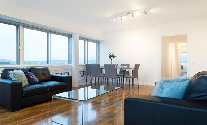 2 Bedroom Apartment To Rent In Park Road, Regent's Park, NW8