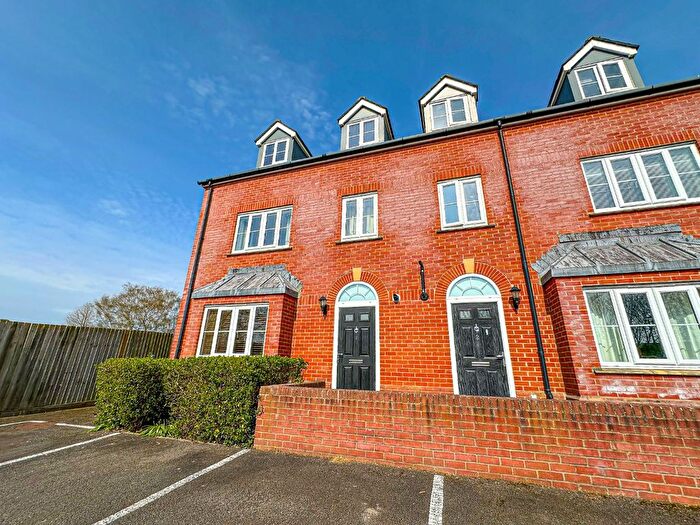 2 Bedroom Flat For Sale In Monmouth Court, Bindon Road, Taunton - No Chain!, TA2