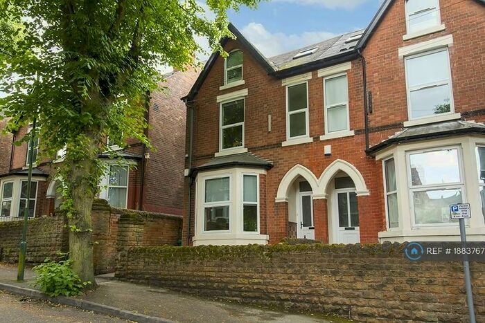 7 Bedroom Semi-Detached House To Rent In Douglas Road, Nottingham, NG7
