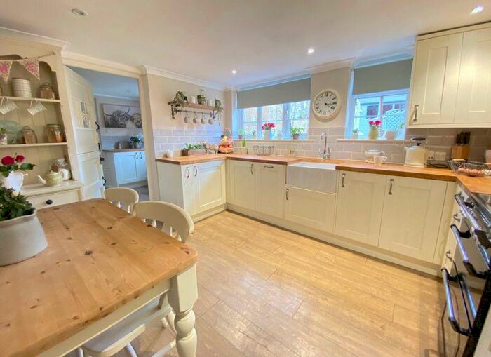 2 Bedroom Terraced House For Sale In Sand Street, Longbridge Deverill, BA12