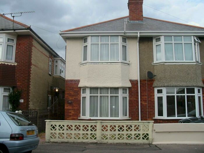 3 Bedroom House To Rent In Bedroom Semi Detached House In Charminster, BH9