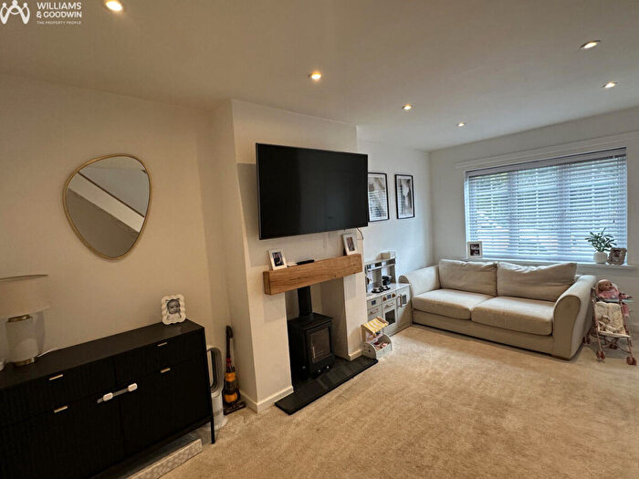 2 Bedroom End Of Terrace House For Sale In Hen Aelwyd, Bethesda, Gwynedd, LL57