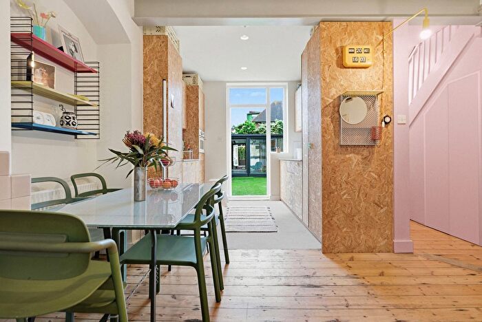 2 Bedroom Terraced House For Sale In Bryony Road, London, W12