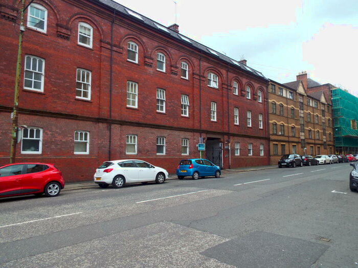 2 Bedroom Flat To Rent In Bell Street, Merchant City, G4