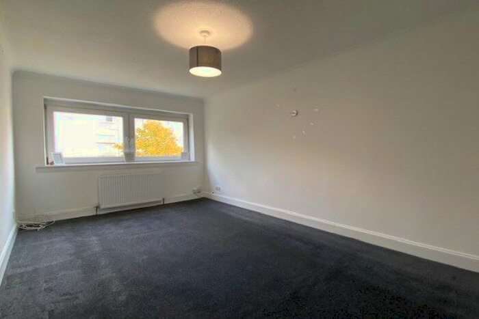 1 Bedroom Flat To Rent In Mallard Crescent, Glasgow, G75