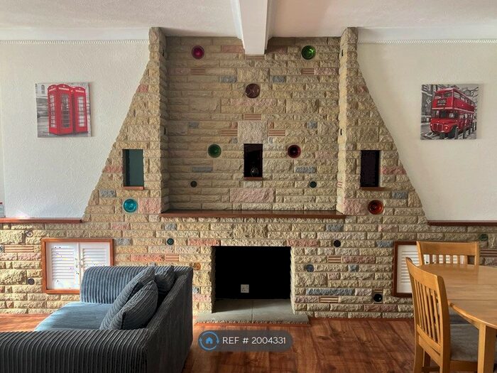 3 Bedroom Terraced House To Rent In Torrens Road, London, E15