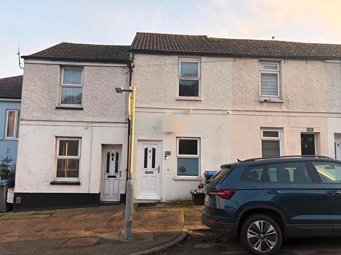 3 Bedroom Terraced House For Sale In Folkestone Road, Dover, Kent, CT17