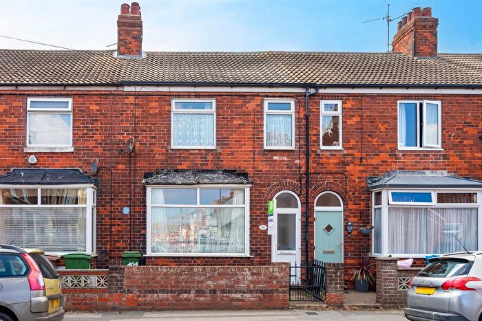 3 Bedroom Terraced House For Sale In Arthur Street, Withernsea, HU19