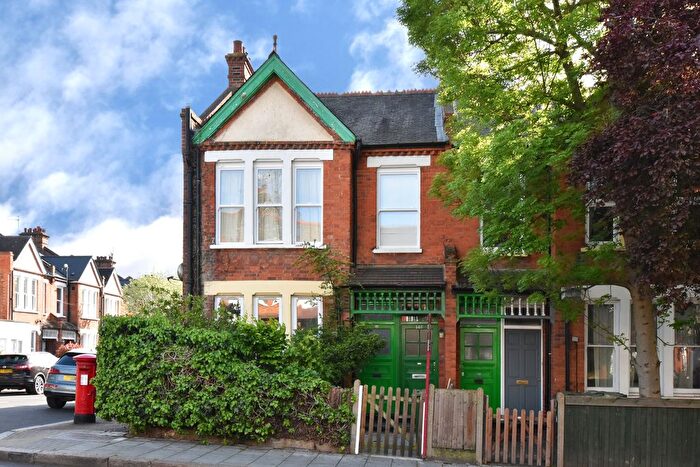 1 Bedroom Flat To Rent In Herne Hill Road, London, SE24