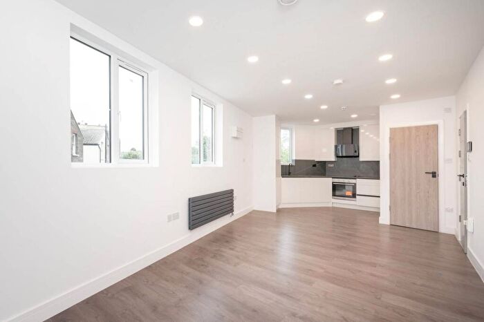 Studio To Rent In Finchley Road, West Hampstead, NW3