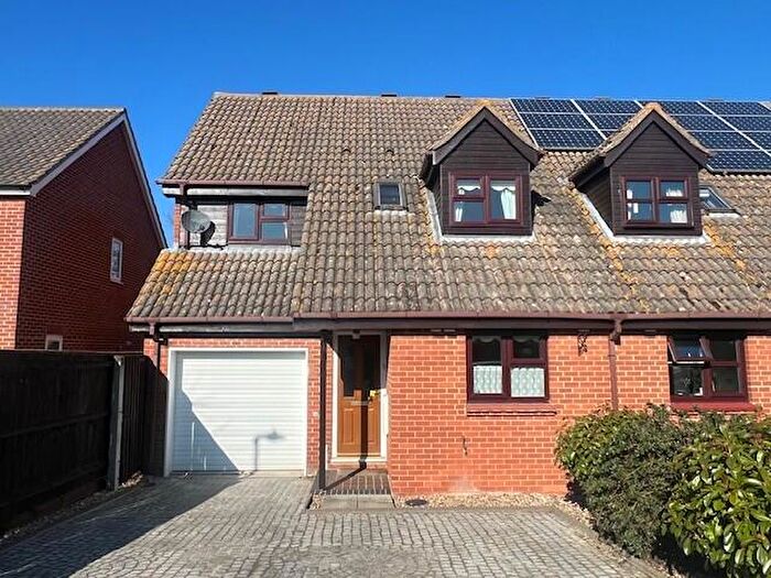 3 Bedroom House To Rent In Henley Close, Saxmundham, IP17