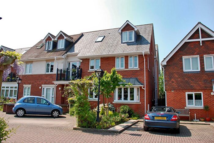 1 Bedroom Flat For Sale In Brookley Road, Brockenhurst, SO42