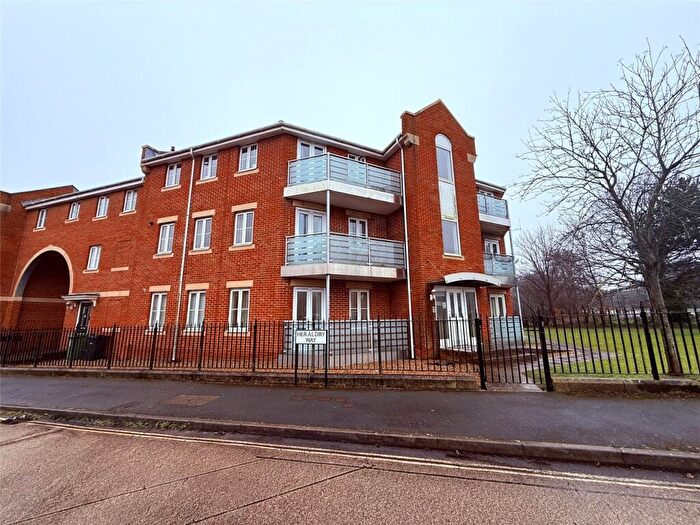 2 Bedroom Apartment To Rent In Heraldry Way, Exeter, Devon, EX2