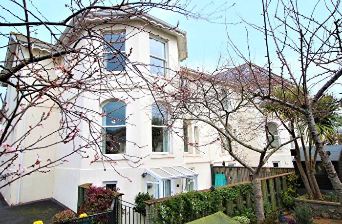 2 Bedroom Flat For Sale In Elmsleigh Road, Paignton, TQ4