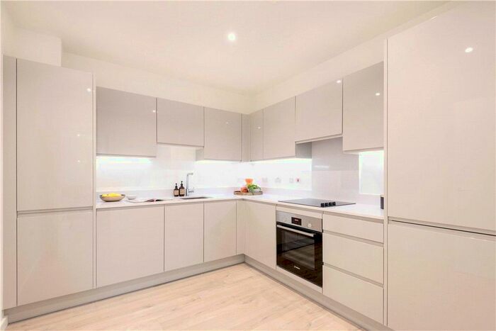 2 Bedroom Flat To Rent In Heartwell Avenue, London, E16