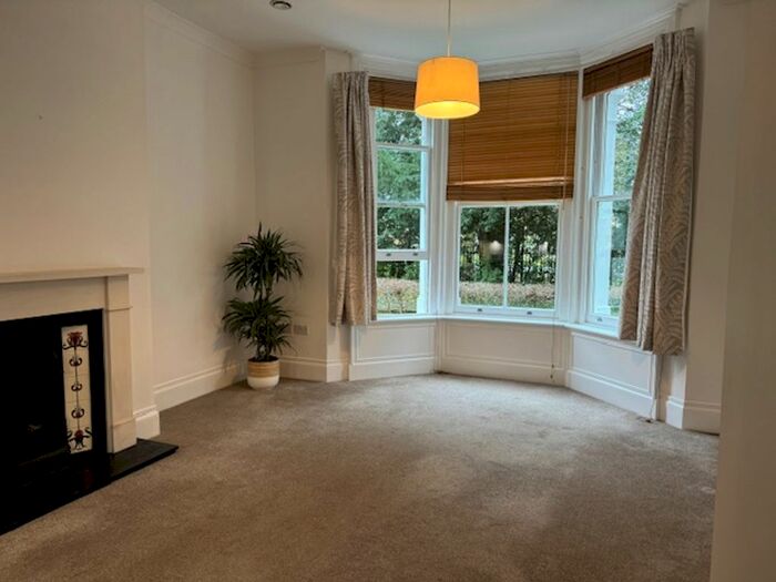 1 Bedroom Flat To Rent In The Avenue, Southampton, SO17