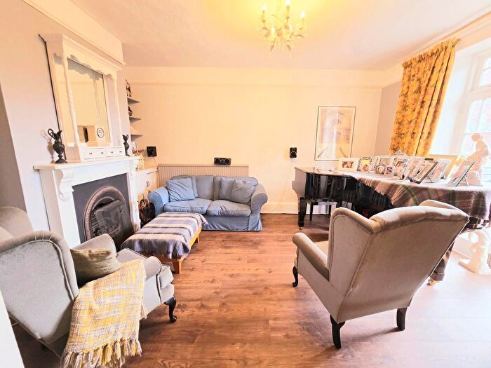 5 Bedroom Detached House For Sale In Privett Road, Alverstoke, Gosport, Hampshire, PO12
