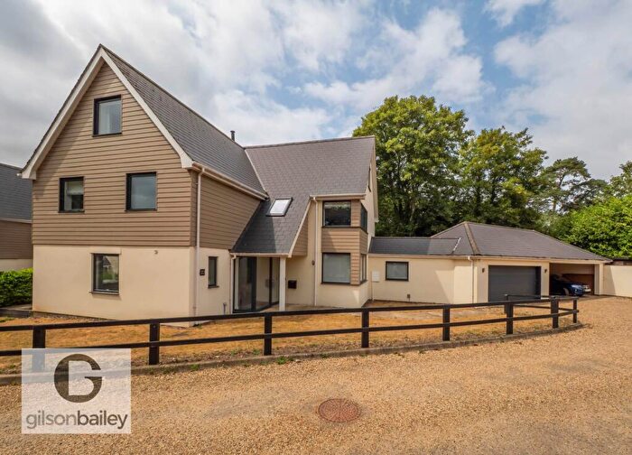 6 Bedroom Detached House For Sale In Station New Road, Brundall, NR13