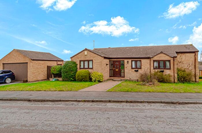 4 Bedroom Bungalow For Sale In Eskdale Close, Dronfield, S18