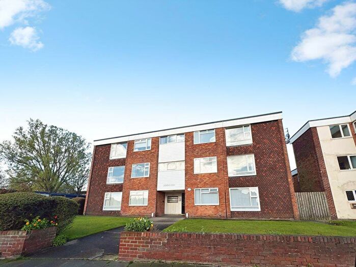 1 Bedroom Flat For Sale In Claremont Court, Whitley Bay, NE26