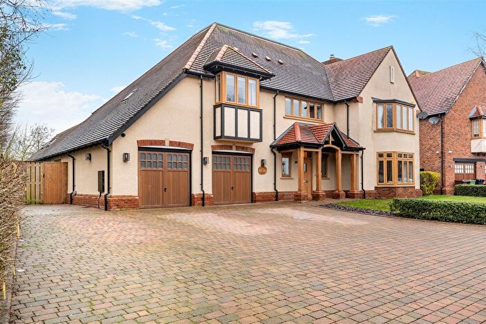 5 Bedroom Detached House For Sale In Mill Green Grove, Aldridge, Walsall, WS9