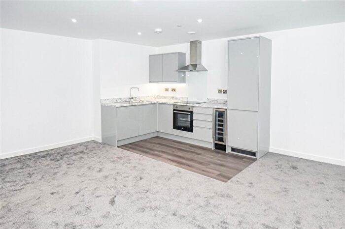 1 Bedroom Apartment To Rent In Strawberry Hill, Newbury, Berkshire, RG14