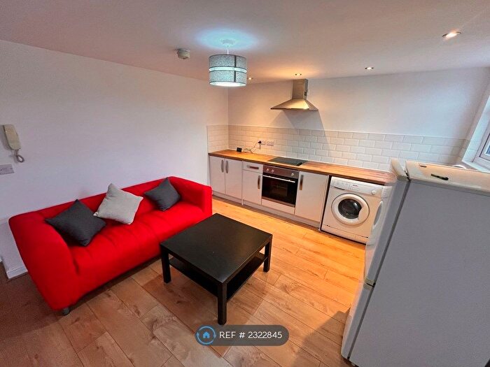 1 Bedroom Flat To Rent In Newport Road, Cardiff, CF24