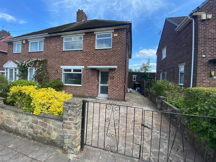 3 Bedroom Property To Rent In Rushcliffe Road, Hucknall, Nottingham, NG15