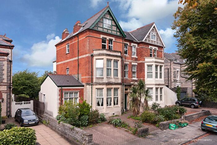 2 Bedroom Flat To Rent In Plymouth Road, Penarth, CF64