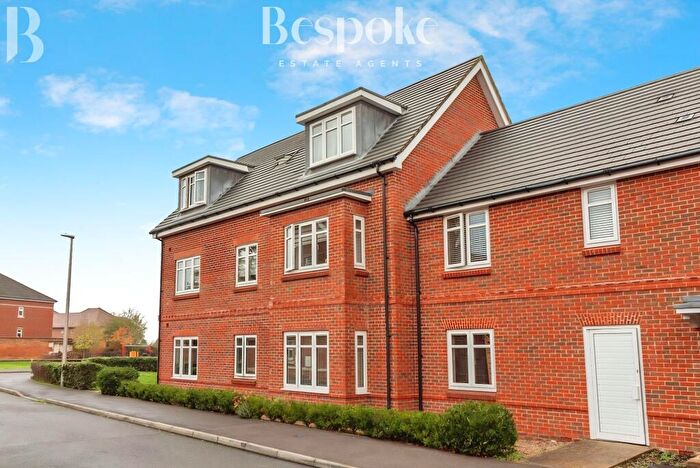 2 Bedroom Apartment For Sale In Faringdon Road, Earley, RG6
