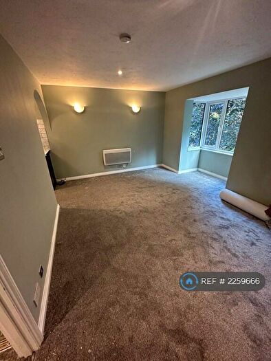 Studio To Rent In Waterside Close, Barking, IG11
