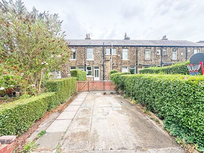 2 Bedroom Terraced House For Sale In Eldon Road, Marsh, Huddersfield, HD1