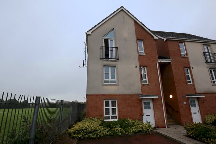 2 Bedroom Flat To Rent In Warren Court, Lincoln, LN2