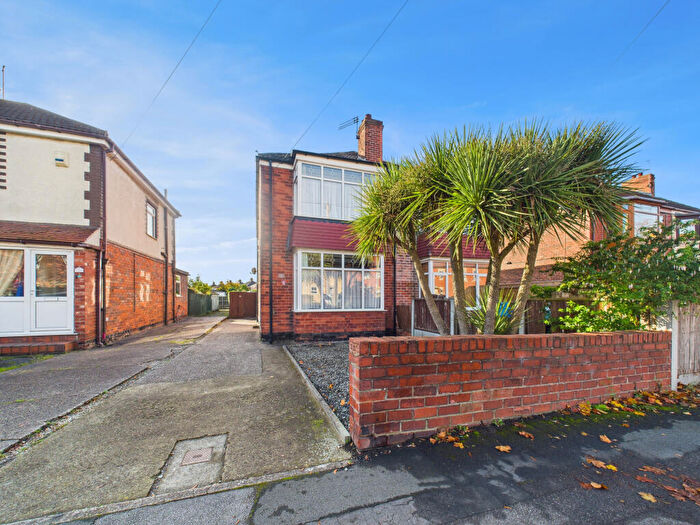 3 Bedroom Semi Detached House For Sale In Maybury Road, Hull, HU9