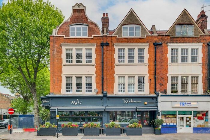 1 Bedroom Flat To Rent In Chiswick High Road, Central Chiswick, W4