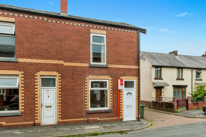 3 Bedroom House To Rent In Wright Street, Chorley, PR6