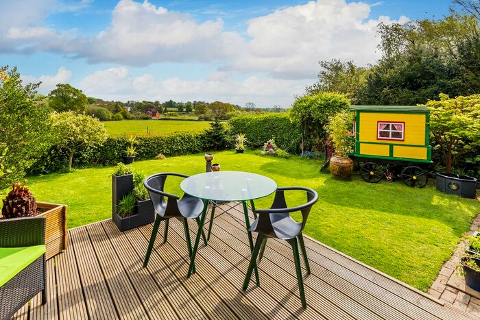 3 Bedroom Detached House For Sale In Haxted Road, Edenbridge, TN8