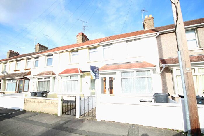 2 Bedroom Terraced House To Rent In Northampton Street, Swindon, Wiltshire, SN1