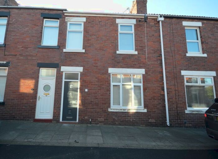 3 Bedroom Terraced House To Rent In Simonside Terrace, Newbiggin-By-The-Sea NE64