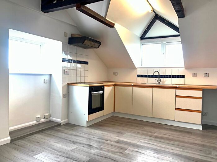 Studio To Rent In Tillington Court, ST16