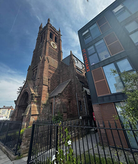 Studio For Sale In St Cyprians, - Edge Lane, Liverpool, L7