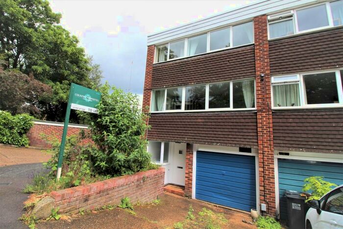 3 Bedroom End Of Terrace House To Rent In Park Meadow, Hatfield, AL9