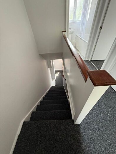 1 Bedroom Flat To Rent In B Cockfosters Road, Barnet, EN4