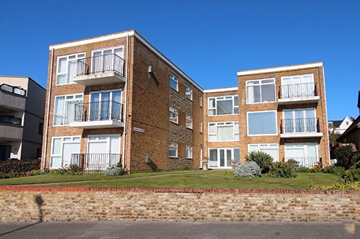2 Bedroom Flat For Sale In Eastern Esplanade, Broadstairs, CT10