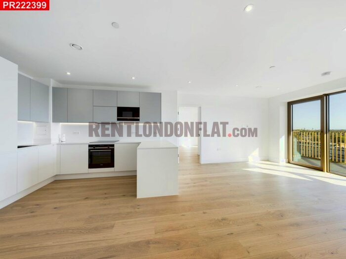 2 Bedroom Flat To Rent In Capital Interchange Way, Kew, TW8