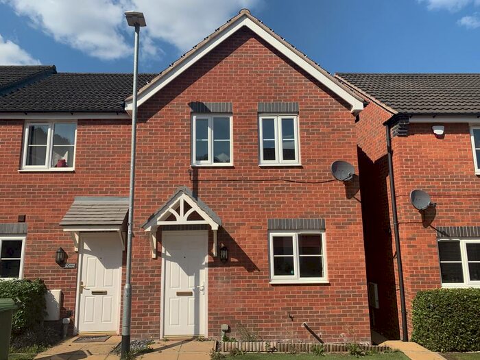 3 Bedroom Town House To Rent In Stone Bank, Mansfield, NG18