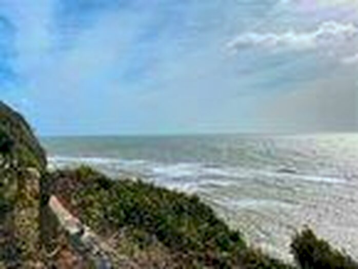 2 Bedroom Apartment To Rent In Shore Road, Ventnor, PO38